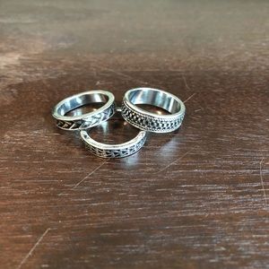 Trio set of rings